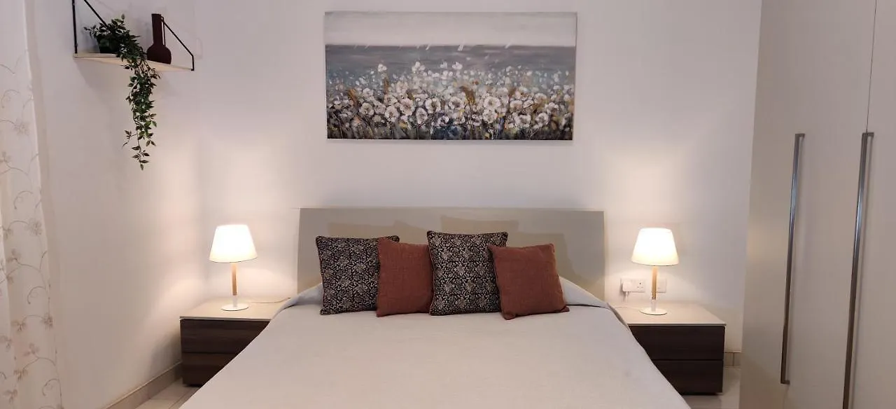 Lorenza Letting Maisonette Marsaxlokk