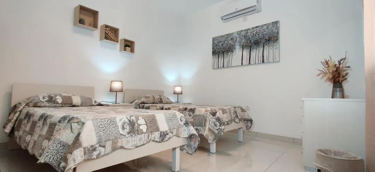 Lorenza Letting Maisonette Marsaxlokk Holiday home
